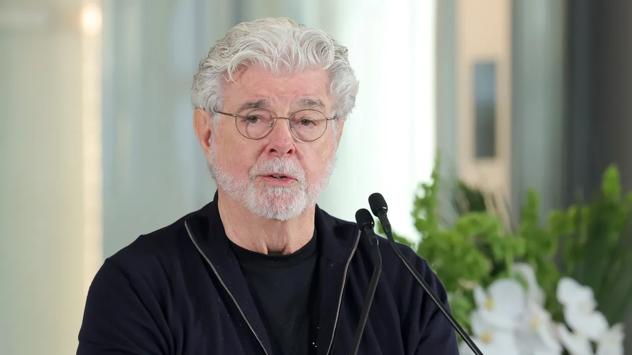 George Lucas, Orijinal Star Wars Filmlerine Yaptığı Değişiklikleri Savundu — Film & Dizi kapak görseli