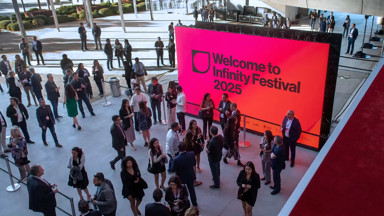 Seth Rogen ve Brad Bird, Los Angeles Infinity Festivalı'na Katılıyor — Oyun Haberleri kapak görseli