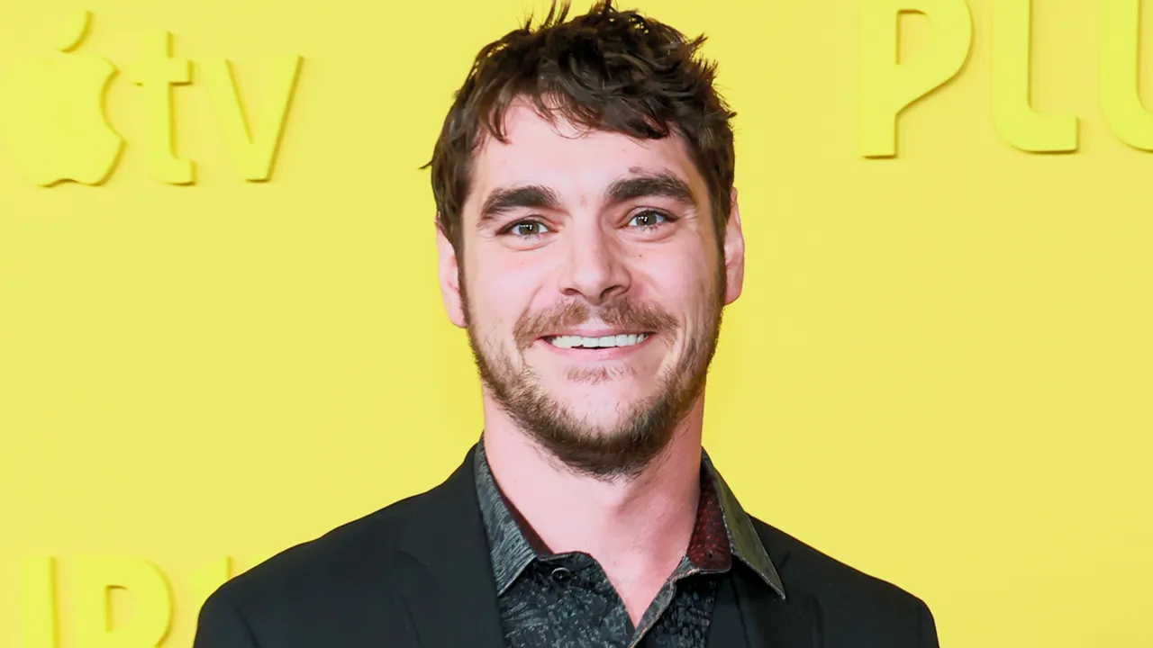 Breaking Bad Yıldızı RJ Mitte 34 Yaşında Hayatını Kaybetti — Oyun Haberleri kapak görseli