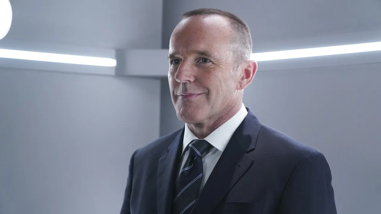 Marvel'ın Yeni Dizisi Zodiac ile Agent Coulson Arasında Bağlantı İddiası — Oyun Haberleri kapak görseli